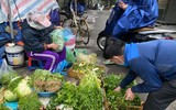 Cận cảnh siêu thị, chợ tại Hà Nội mùng 5 Tết Nguyên đán