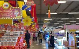 Cận cảnh siêu thị, chợ tại Hà Nội mùng 5 Tết Nguyên đán