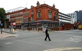 [Ảnh] Cảnh sát Anh bị chỉ trích quá “lề mề” trong vụ đâm dao hàng loạt ở Birmingham