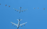 B-52 Mỹ quần thảo ở châu Âu nhằm gửi thông điệp gì tới Nga?