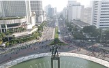 Indonesia: Không chịu đeo khẩu trang sẽ phải đi đào mộ cho các nạn nhân Covid-19 