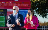 [Ảnh] Cháu gái Finnegan - “vũ khí bí mật” của ông Joe Biden