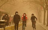[Ảnh] Bão cát quét vào Bắc Kinh sau khi hoành hành ở Mông Cổ