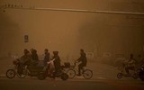 [Ảnh] Bão cát quét vào Bắc Kinh sau khi hoành hành ở Mông Cổ