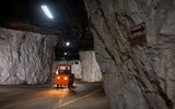  [Ảnh] Bên trong hầm ngầm bí mật lưu giữ 11 triệu bức ảnh vô giá của nước Mỹ