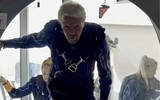 [Ảnh] Tỷ phú Anh Richard Branson dẫn đầu “bộ tam quyền lực”, mở màn du lịch vũ trụ
