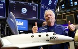 [Ảnh] Tỷ phú Anh Richard Branson dẫn đầu “bộ tam quyền lực”, mở màn du lịch vũ trụ