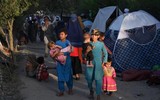 [Ảnh] Nhói lòng cảnh hàng nghìn gia đình tị nạn mắc kẹt ở Thủ đô Kabul 