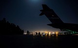 [Ảnh] Người tị nạn Afghanistan đến Mỹ trải qua sàng lọc an ninh thế nào?