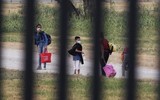 [Ảnh] Mỹ ứng phó với hàng nghìn người Haiti vượt biên giới Mexico, ‘đóng đô’ ở bang Texas