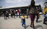 [Ảnh] Mỹ ứng phó với hàng nghìn người Haiti vượt biên giới Mexico, ‘đóng đô’ ở bang Texas