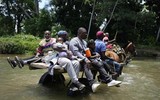 [Ảnh] Mỹ ứng phó với hàng nghìn người Haiti vượt biên giới Mexico, ‘đóng đô’ ở bang Texas