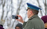Mỹ có thể cấm Nga nhập khẩu iPhone, Washington toan tính gì?
