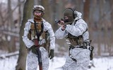 Hàng nghìn thanh niên Ukraine gia nhập lực lượng dự bị và ráo riết luyện tập