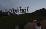Cận cảnh cuộc sống thường nhật ở Kiev mùa hè 2023