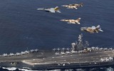 Cận cảnh không khí hối hả trên tàu sân bay USS Dwight D. Eisenhower ở Biển Đỏ