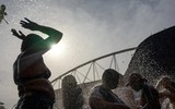 Rio de Janeiro nắng nóng kỷ lục, cảm giác nhiệt lên tới 62,3 độ C