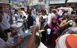 Pakistan nắng nóng 52 độ C, hàng trăm người nhập viện