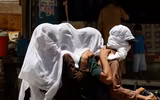 Pakistan nắng nóng 52 độ C, hàng trăm người nhập viện