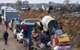 Cảnh màn trời chiếu đất của người dân Gaza trong bão mùa đông 