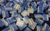Phát hiện hàng trăm hộp thuốc, kit test nhanh Covid-19 nhập khẩu trái phép tại sân bay Nội Bài