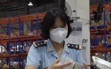 Phát hiện hàng trăm hộp thuốc, kit test nhanh Covid-19 nhập khẩu trái phép tại sân bay Nội Bài
