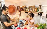[ẢNH] Cận cảnh căn nhà di động đặc biệt trên xe buýt của cặp vợ chồng Mỹ