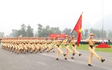 Hình ảnh: Lực lượng Công an hợp luyện diễu binh, diễu hành Kỷ niệm 70 năm Chiến thắng Điện Biên Phủ