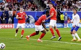 Số pha phản lưới nhà cao bất thường ở EURO 2024