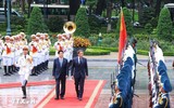 Chủ tịch nước Lương Cường hội đàm với Tổng thống Pháp Emmanuel Macron
