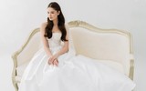 Á hậu Thùy Dung khoe vẻ đẹp mong manh trong ảnh cưới