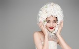 Thanh Hằng trẻ trung gợi cảm trong loạt thiết kế mới của Đỗ Mạnh Cường