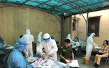[Ảnh]: Hơn 1.000 cán bộ Công an Hà Nội lấy mẫu PCR xét nghiệm Covid