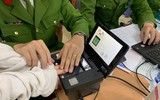 [Ảnh] Xúc động hình ảnh lực lượng Công an ngày đêm cấp căn cước gắn chíp cho nhân dân