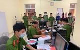 [Ảnh] Công an huyện Thạch Thất ngày đêm không ngơi nghỉ cấp căn cước gắn chíp cho nhân dân