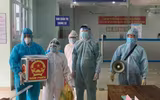 [Ảnh] Xúc động hình ảnh lực lượng Công an Thủ đô trong ngày bầu cử