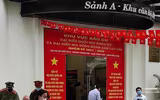 [Ảnh] Xúc động hình ảnh lực lượng Công an Thủ đô trong ngày bầu cử