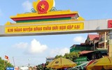 [Ảnh] Lực lượng chức năng siết chặt phòng chống dịch Covid-19 tại các cửa ngõ của Thủ đô