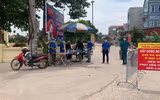 [Ảnh] Phong tỏa, lấy mẫu xét nghiệm cho người dân tại các xã ở huyện Thạch Thất