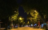 [Ảnh] Có một Hà Nội rất khác sau 20h...