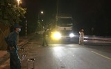[Ảnh] 'Sắc nắng' trắng đêm bám chốt, ngăn Covid-19 xâm nhập
