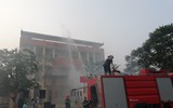 Cận cảnh quá trình cứu 4 người mắc kẹt trong đám cháy giả định do rò rỉ khí gas