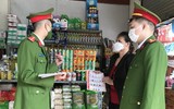Công an quận Đống Đa nhắc nhở người dân phòng ngừa cháy, nổ trong những ngày Tết Nguyên đán