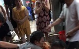 Những hình ảnh xúc động trong vụ cứu 4 người thoát khỏi 'biển lửa' 