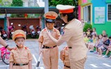 Một ngày trải nghiệm làm Cảnh sát giao thông của học sinh mầm non Thanh Xuân Trung