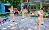 Một ngày trải nghiệm làm Cảnh sát giao thông của học sinh mầm non Thanh Xuân Trung