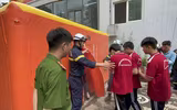 Xem học sinh, sinh viên Hà Nội trải nghiệm kỹ năng an toàn PCCC và CNCH