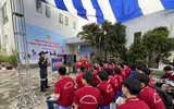 Xem học sinh, sinh viên Hà Nội trải nghiệm kỹ năng an toàn PCCC và CNCH
