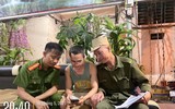 'Đi từng ngõ, gõ từng nhà' hướng dẫn người dân góp ý sửa đổi Hiến pháp 