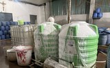 Những hình ảnh bên trong cơ sở sản xuất giá đỗ bằng hóa chất độc hại